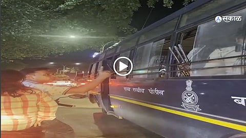 Police officer spits on couple at Nagpur signal, viral video sparks public outrage.