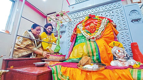 आदिशक्तीच्या जागरास प्रारंभ