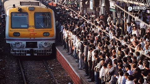 Mumbai Local: नवीन वेळापत्रकामुळे रेल्वे प्रवाशांची दाणादाण!