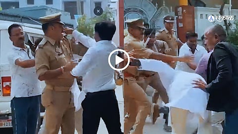 BJP MLA Yogesh Verma being slapped by Advocate Awadhesh Singh in Lakhimpur Kheri, caught on camera, went viral.