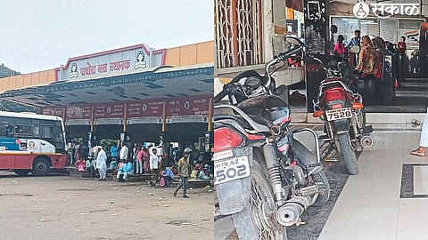 Pachora Bus Station. Bikes parked at the entrance of Pachora Bus Stand.