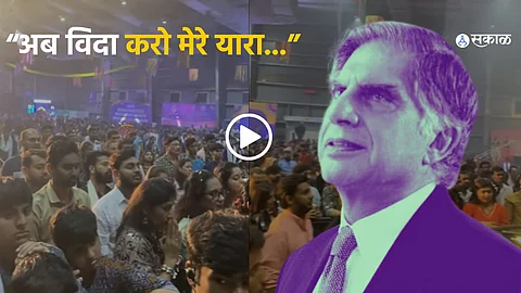 Garba celebrations come to a halt as people pay tribute to Ratan Tata after hearing the news of his passing.