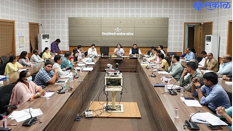 Collector Jalaj Sharma while interacting with election decision officials