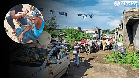 Villagers participating in the funeral procession of Gomata with the Vajantri. Dinesh Patil while shaving in the second picture.