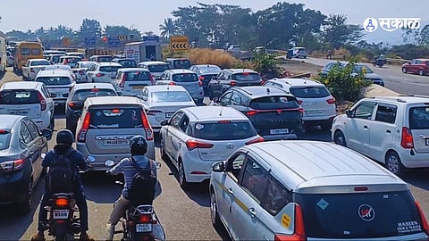 Traffic Update traffic jam on Pune Satara Highway