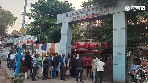 Pune: खडकवासला दोन तासात झालं तब्बल इतकं टक्के मतदान, मतदारांच्या रांगा