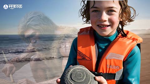 Viral: पाषाण युगातला खजाना! समुद्रकिनारी चिमुकल्याला सापडला होता दगड, अनेक वर्षांनंतर उलगडलं रहस्य