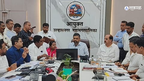 Ulhasnagar: उल्हासनगरच्या हद्दीतील तिन्ही आमदार आयुक्तांच्या भेटीला; वाचला नागरी समस्यांचा पाढा