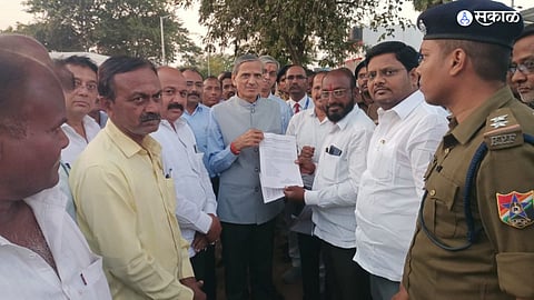 Mohol Railway Station