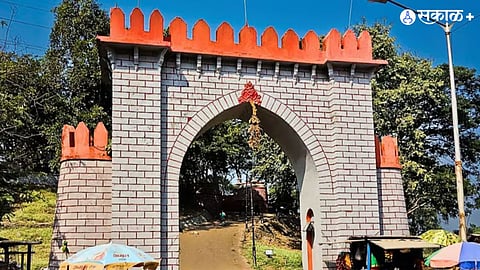 दुर्गाडी किल्ल्यासाठी वाद काही नवीन नाहीत