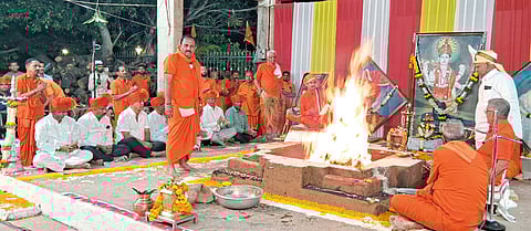 अग्नी प्रज्वलनाने नारायणपूरला दत्तजयंती सोहळ्याची सुरुवात