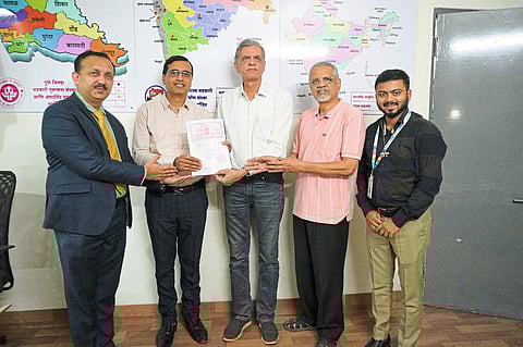 सहकारी गृहनिर्माण संस्था
बळकटीकरणासाठी करार