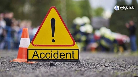 Beed Accident: ट्रकने स्कुटीला धडक दिल्याने व्यापा-याचा मृत्यू