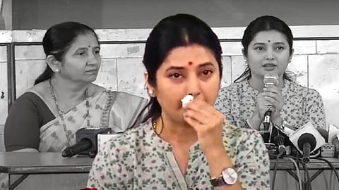 आई झोपली नाही, भावाने सोशल मीडिया सोडला, प्राजक्ता माळीला पत्रकार परिषदेत आलं रडू