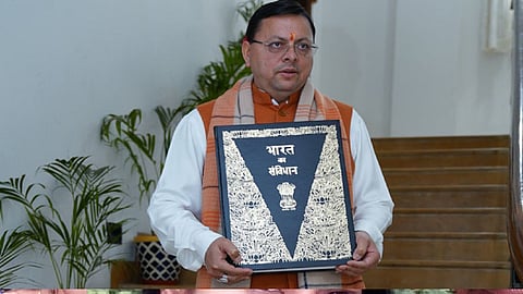 आम्ही राज्यात समान नागरी कायदा लागू करतोय, उत्तराखंडच्या मुख्यमंत्र्यांची घोषणा, देशातलं पहिलंच राज्य