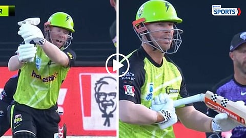 David Warner Bat Broke