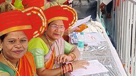 Thousands of women participate in the BJP convention, with 'beloved sisters' leading the way