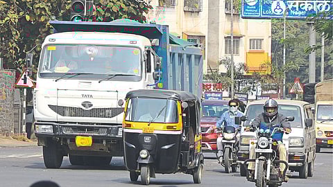 Dumper when traveling through the city.