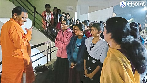 While interacting with tribal students, Tribal Development Minister Dr. Ashok Uike.