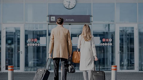 ट्रम्प यांच्या आदेशाने वाढल्या अडचणी, भारतीय दाम्पत्याला अमेरिकेत प्रवेश नाकारला; विमानतळावरून पाठवलं परत