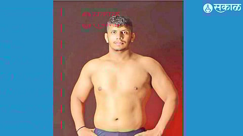 "Sandeep trains hard, overcoming surgery, to make his comeback in the Maharashtra Kesari competition for the third time."