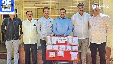 The city crime branch apprehends a thief who stole from two locked homes while posing as a wedding guest.