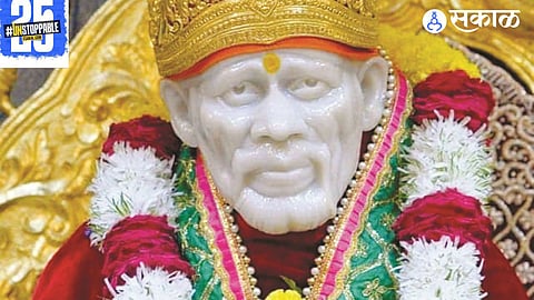 Devotees in Shirdi struggle to find parking space as the town faces a serious parking shortage, causing traffic chaos.