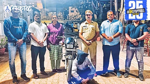 Police arrest the bike thief just four hours after the theft, demonstrating quick and effective law enforcement."