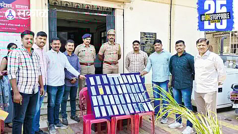 Shahupuri Police return 42 stolen mobile phones and receive praise for their effective crime detection efforts."