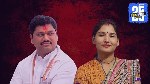 karuna munde claims dhananjay munde resignation