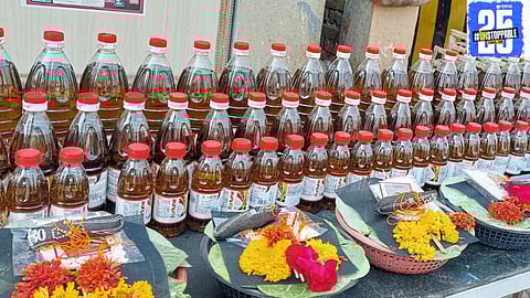 "Chaos increases in Shinganapur as five new oil companies enter the market, leaving devotees questioning who will take responsibility."