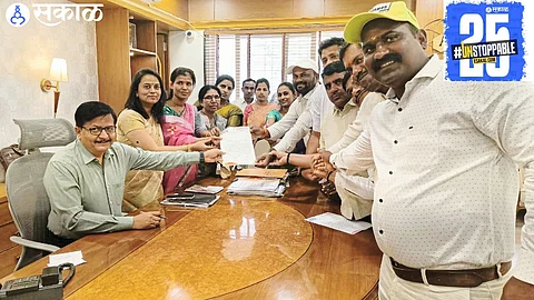 "Vaduj Mayor Manisha Kale faces a no-confidence motion filed by 16 councilors, signaling political unrest in the municipal body."