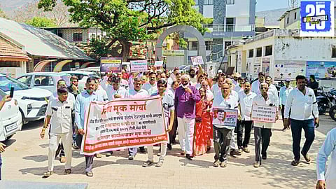 Medha’s silent protest march condemns the murder of Santosh Deshmukh, with residents coming together to demand justice and peace.
