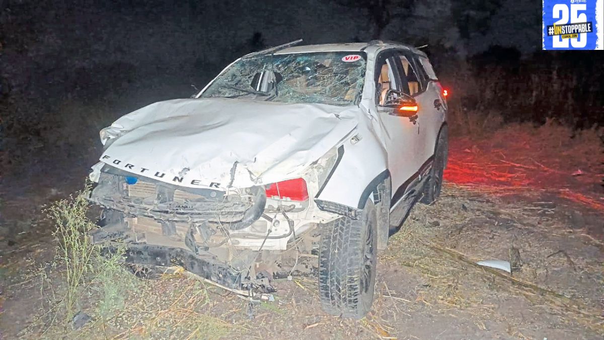 The aftermath of a luxury car accident in Madhavnagar-Khotwadi, where several motorbikes were hit, leaving multiple people injured.