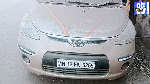 "Municipal Corporation’s anti-encroachment drive seizes vehicles parked illegally on roads and footpaths."