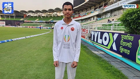Bangladesh School Cricketer Mustakim Howlader