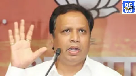 Minister Ashish Shelar
