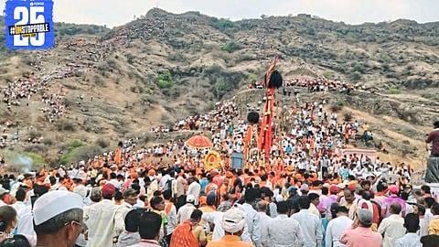 Devotees retracing the footsteps of Sant Telya Bhutya during the symbolic Mungi Ghat Kawad Yatra in Maharashtra.