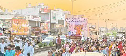 इंदापूर येथे मिरवणुकीने वेधले लक्ष