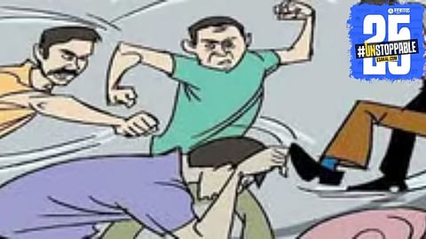 Tensions rise in Ichalkaranji as two groups clash over old dispute; police register cases from both sides.