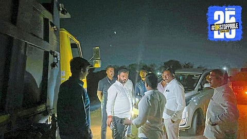 MLA intercepts an illegal sand dumper; case filed against three as action intensifies against sand mafia.