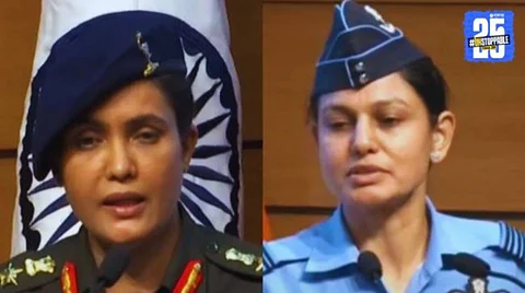 Colonel Sophia Qureshi and Wing Commander Vyomika Singh during the Operation Sindoor press briefing, showcasing the strength and unity of India’s armed forces.