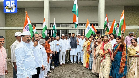 Prithviraj Chavan addressing the media, raising concerns over the Sindhur issue and India's alleged war warning to Pakistan.