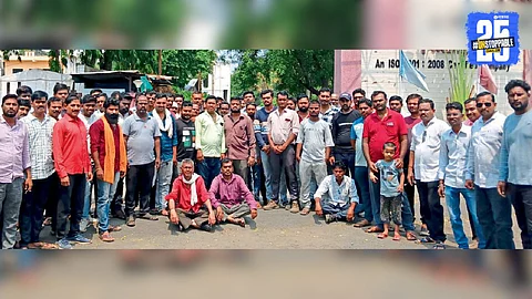 Achalpur Workers