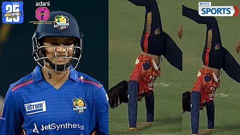 Smriti Mandhana - Sharayu Kulkarni
