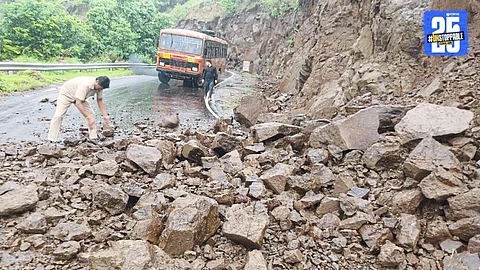 ST drivers and conductors clear rocks after landslide in Diwshi Ghat; traffic resumes partially