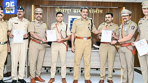 Barshi Police Awarded for Excellent Probe in Major Drug Case