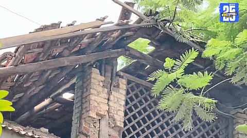 Devotees Escape with Minor Injuries After Building Part Collapses in Pandharpur