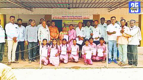 Revenue officials distributing caste, income, and domicile certificates at Shri Shivaji High School for 11th admissions.