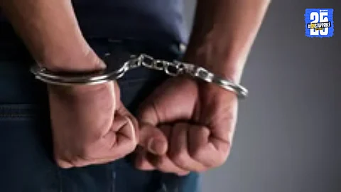Photo Caption:
Police arrest accused's brother in connection with the abduction of a minor girl in Maharashtra.
